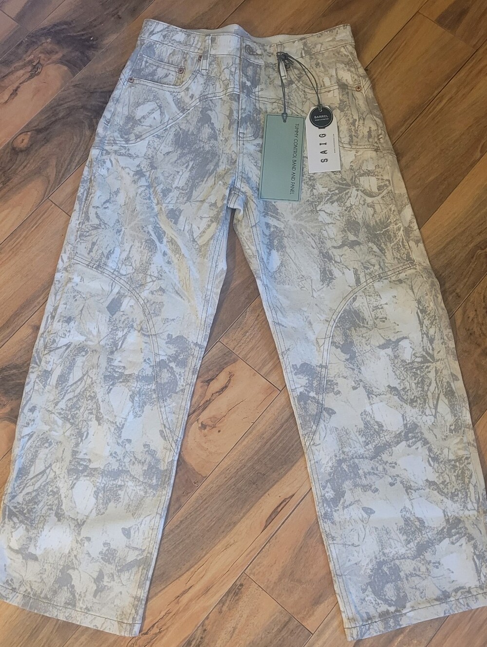 SAIGE Camo Barrel Pants, Sand Combo, Tummy Control, NWT, S - Adorable!